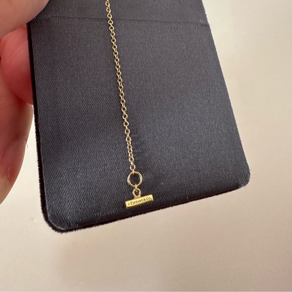 Tiffany Diamond and Mother of Pearl Circle Pendant Necklace - Picture 11 of 14